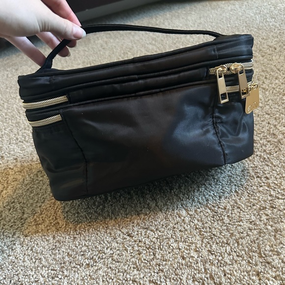 Make-up Bag, Target - Picture 3 of 10